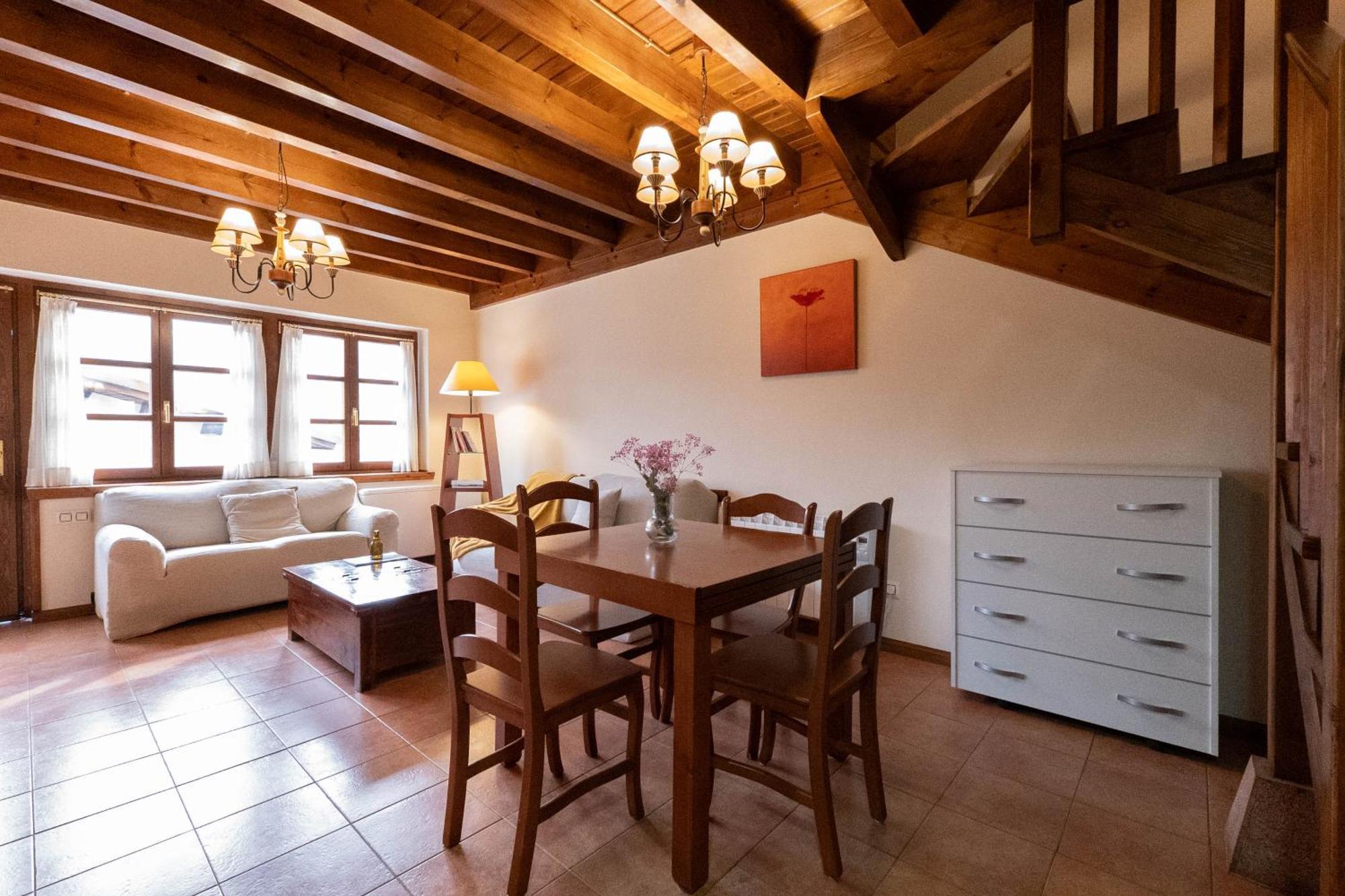Apartamentos Rurales San Feliz Pola de Lena Buitenkant foto